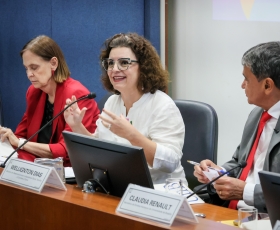 Assinatura de Inauguração da Cuidoteca da UnB. 23/02/2026 Foto: Anastácia Vaz/Secom UnB
